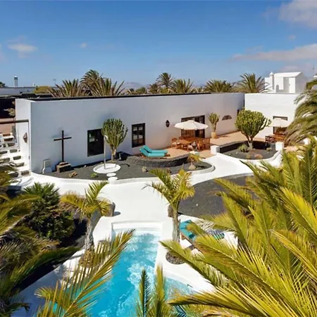 La Cueva Teguise (Lanzarote)
