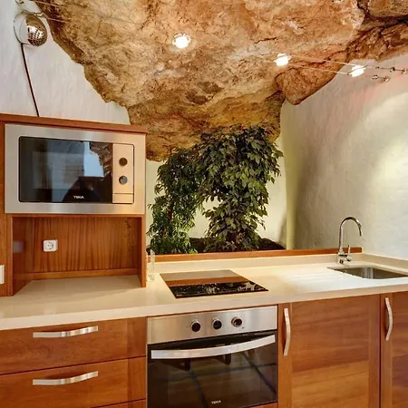 Ξενοδοχείο La Cueva Teguise (Lanzarote)